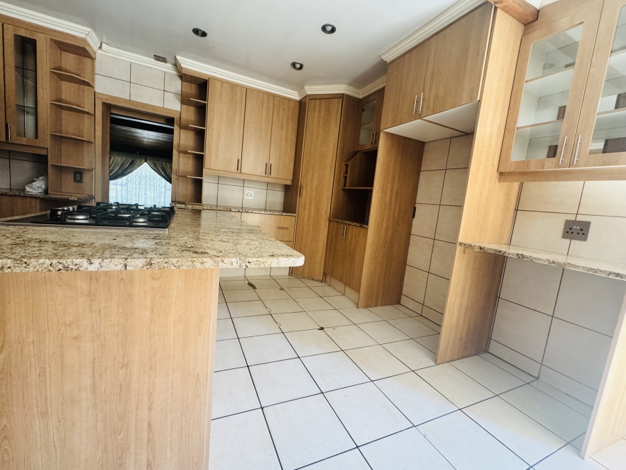 To Let 3 Bedroom Property for Rent in Irene Park North West